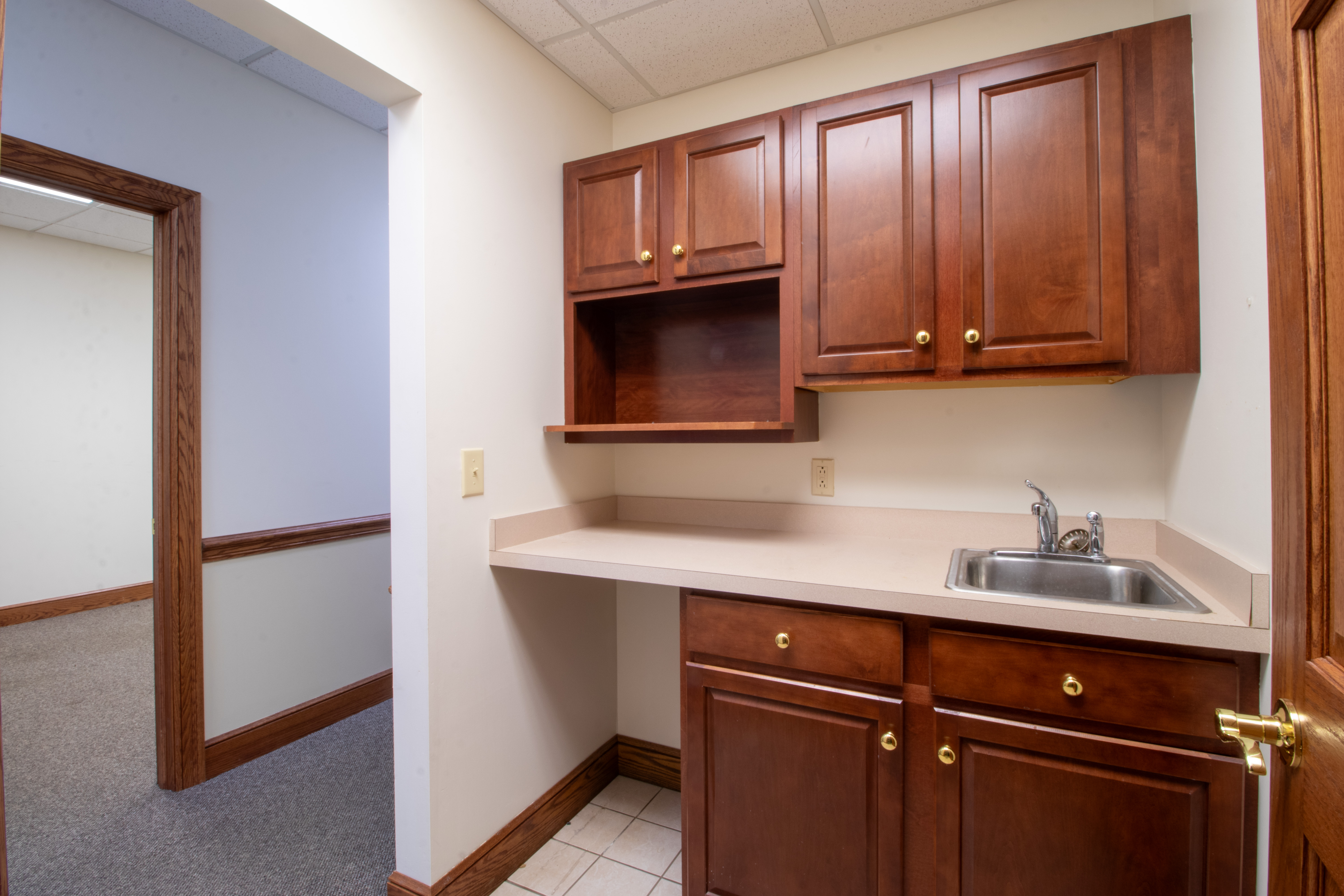 1,302 sqft Professional Office Space for Rent 82018207 Main Street