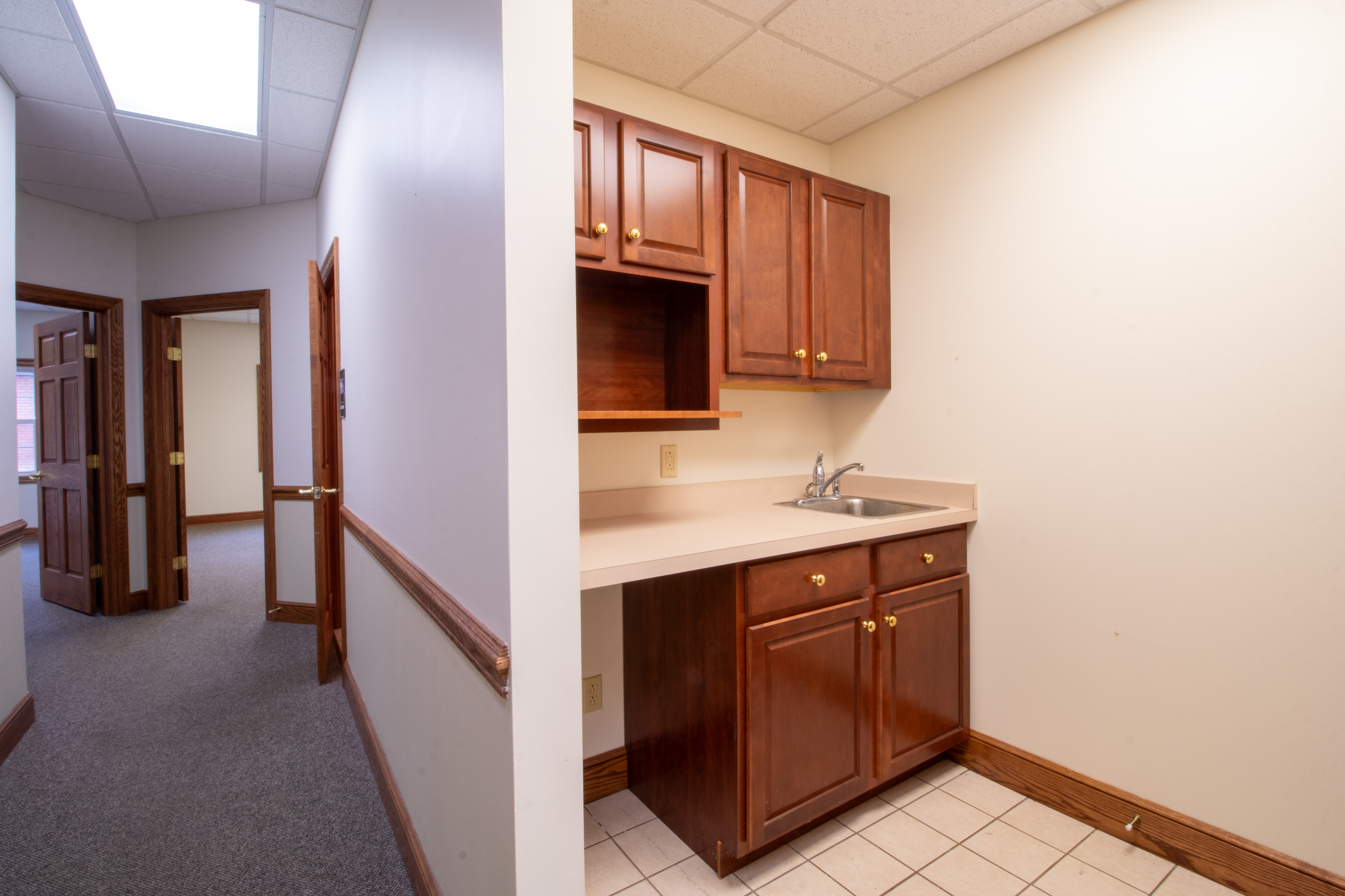 1,302 sqft Professional Office Space for Rent 82018207 Main Street